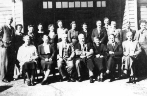 QY_GRAMMAR_SCHOOL_STAFF_1944