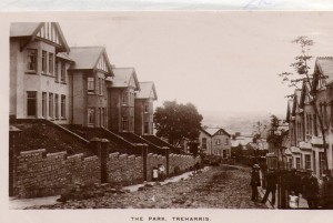 atreharris_park_street