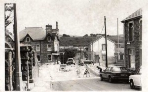 removing_railway_bridge_at_the_royal_page_2